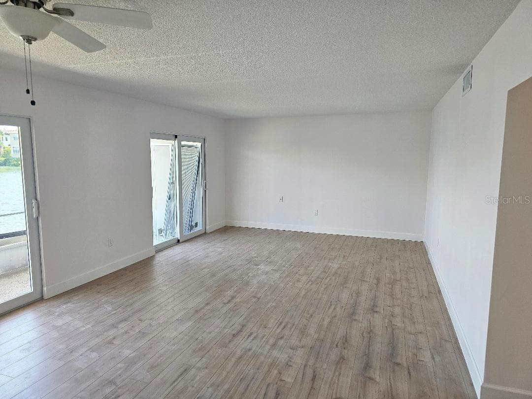 8822 Bay Pointe Dr #104 photo 5