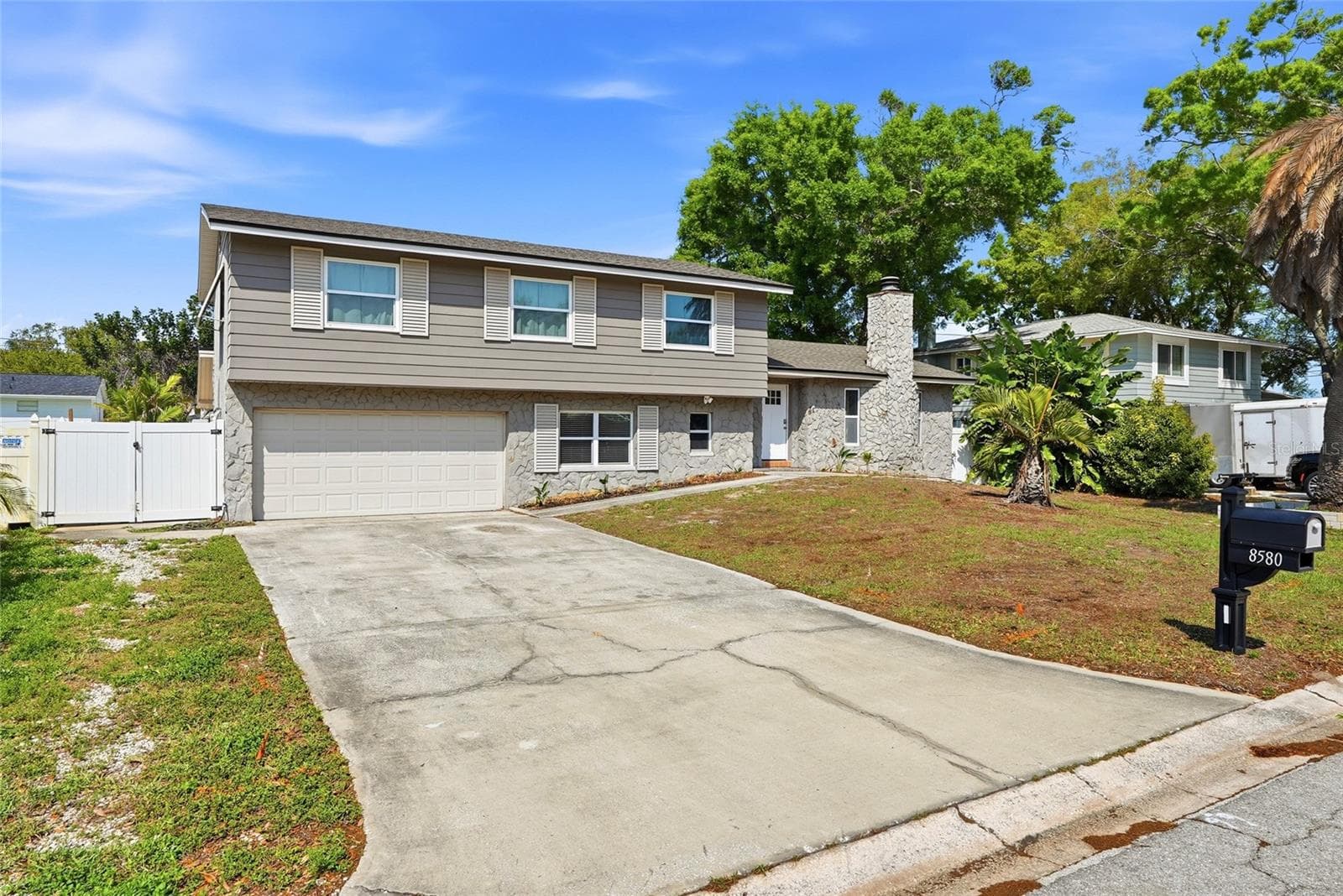 8580 139th Ln
