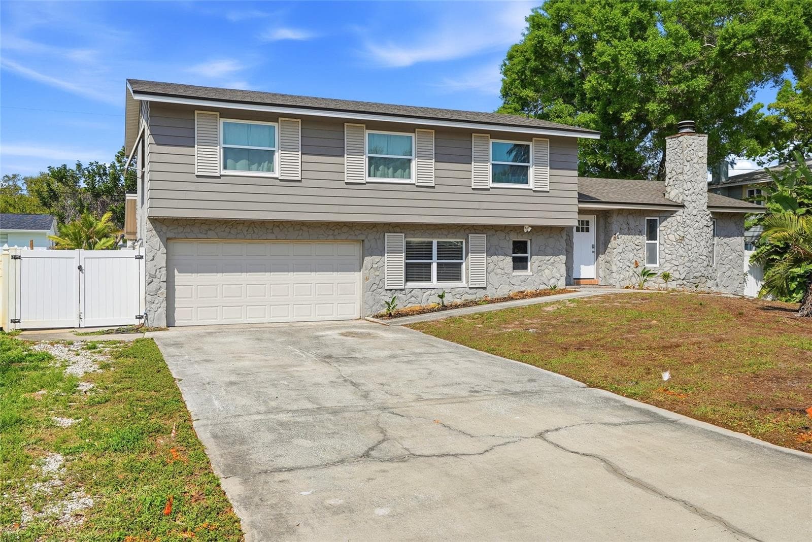8580 139th Ln photo 3