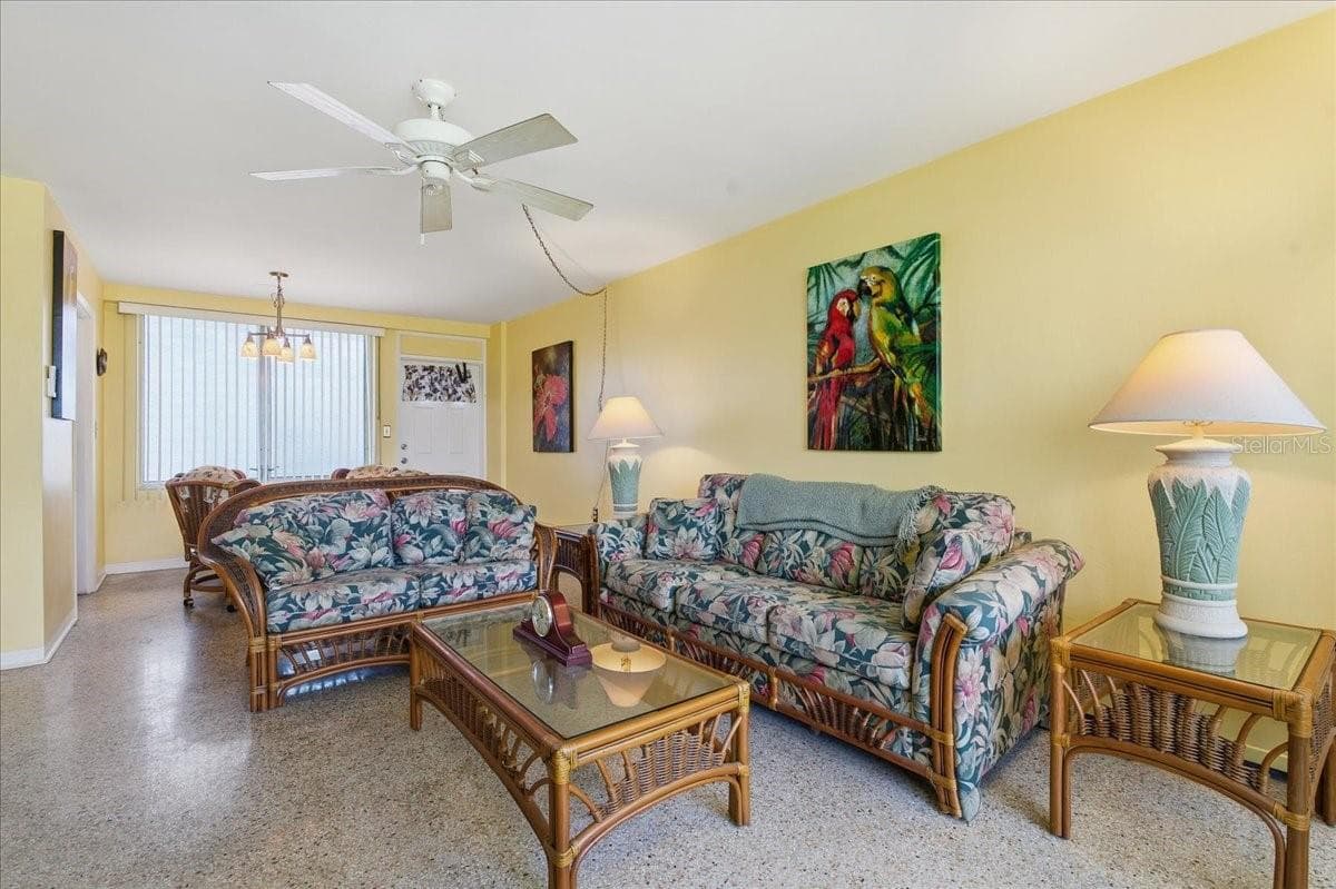 200 N Betty Ln #1C photo 4