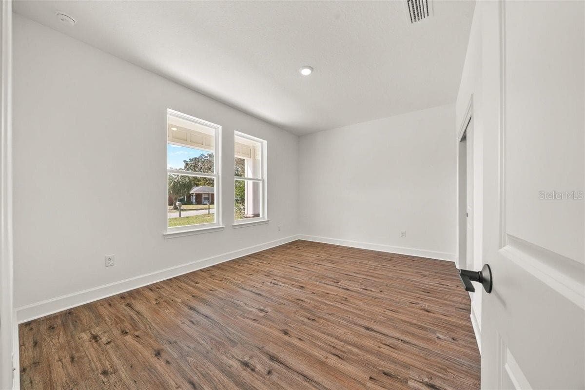 10459 Abbeville St photo 4