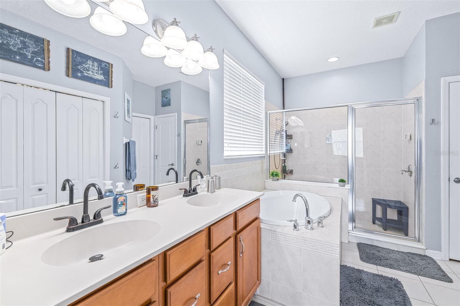 16320 Bridgewalk Dr photo 5