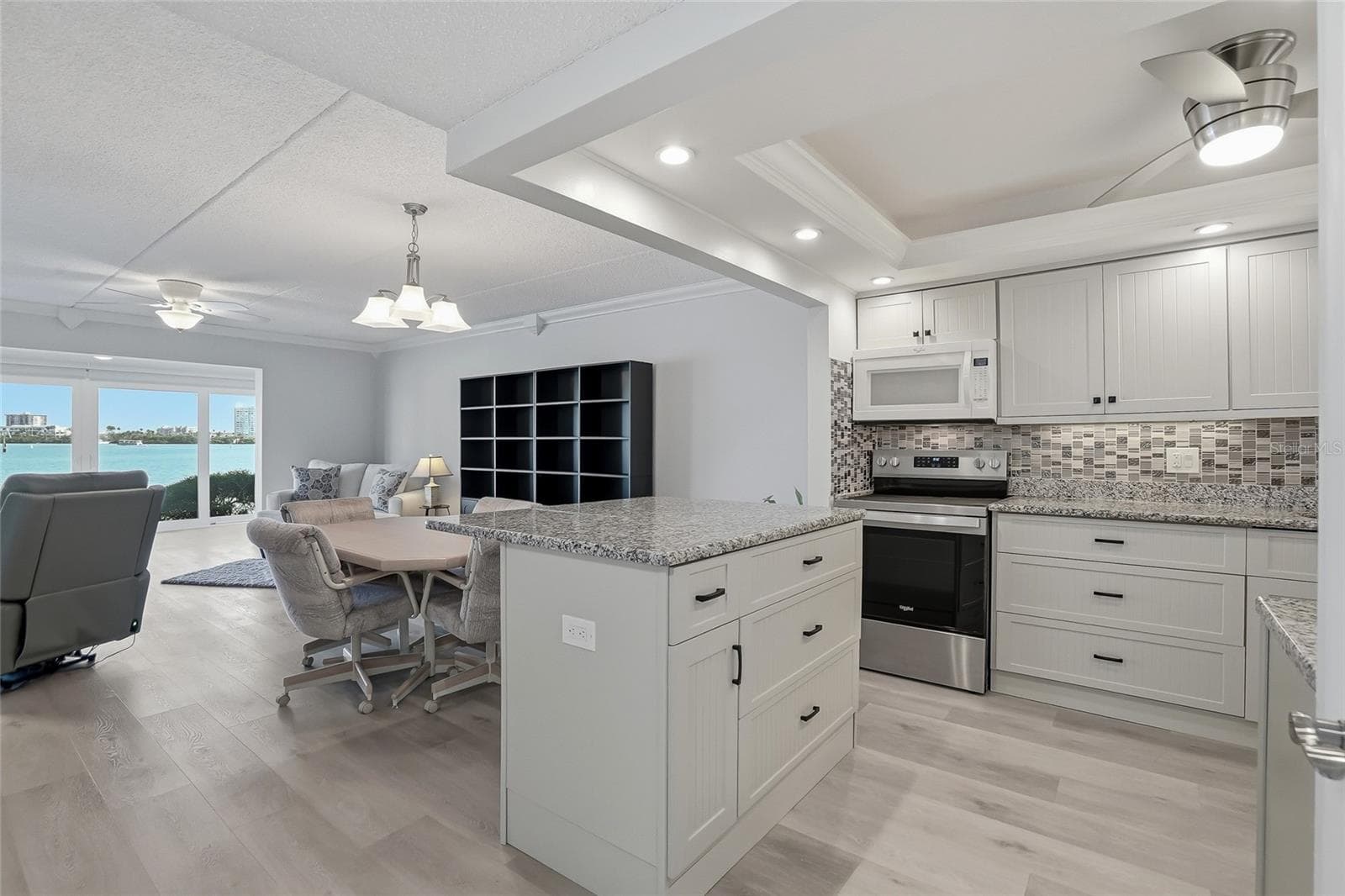 868 Bayway Blvd #101 photo 4