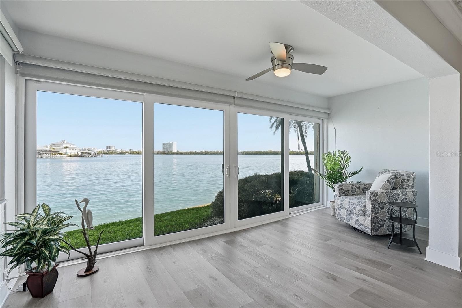 868 Bayway Blvd #101 photo 5