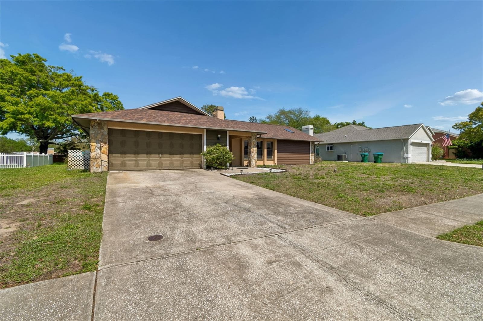 1039 Northridge Dr photo 3