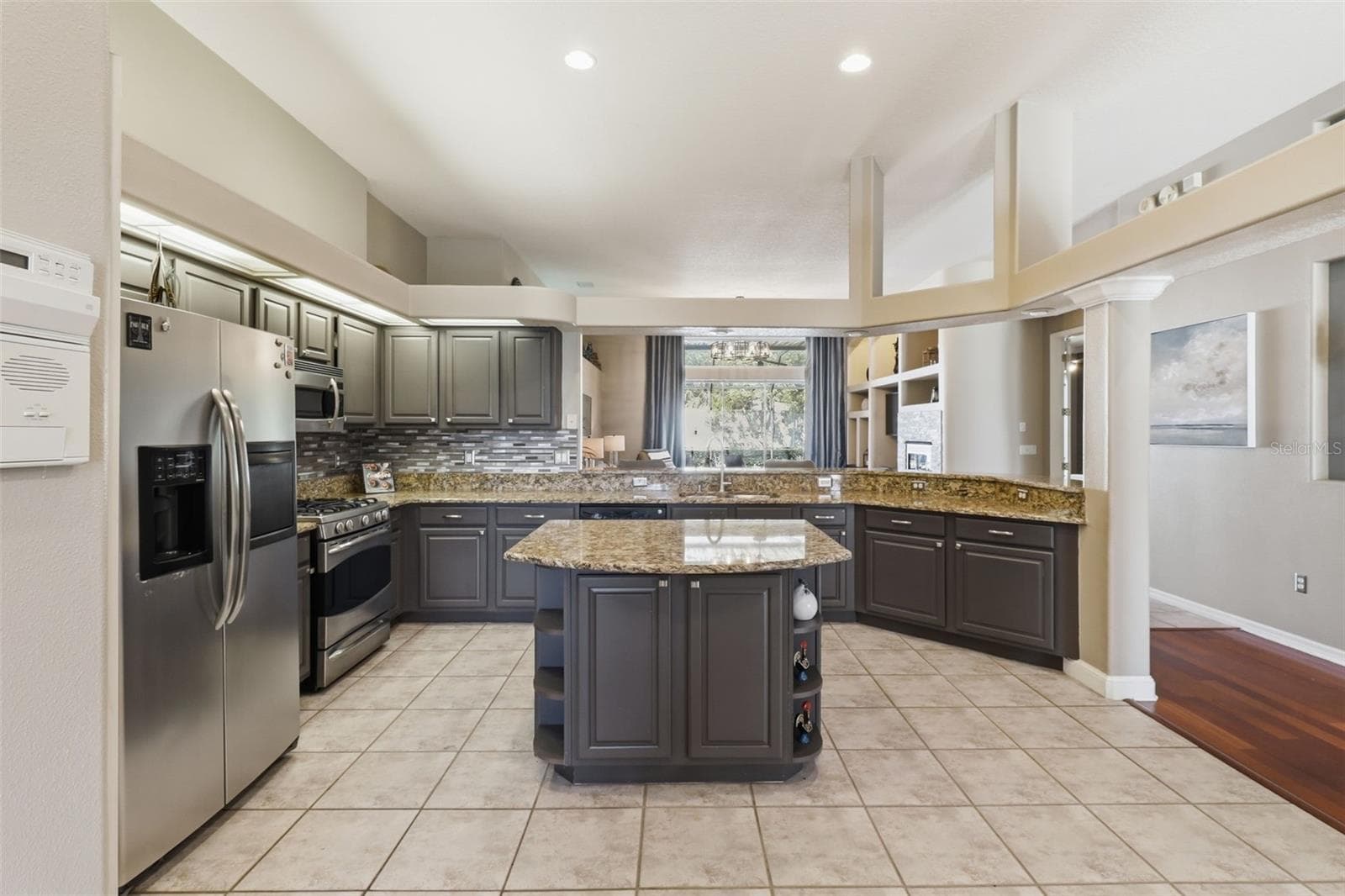 3629 Whistling Ln photo 5