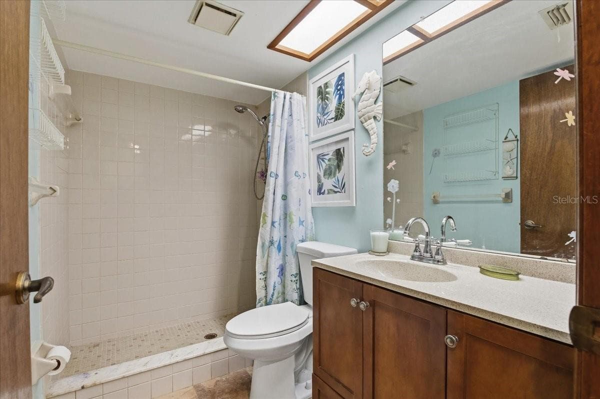 7804 Eureka Dr photo 5