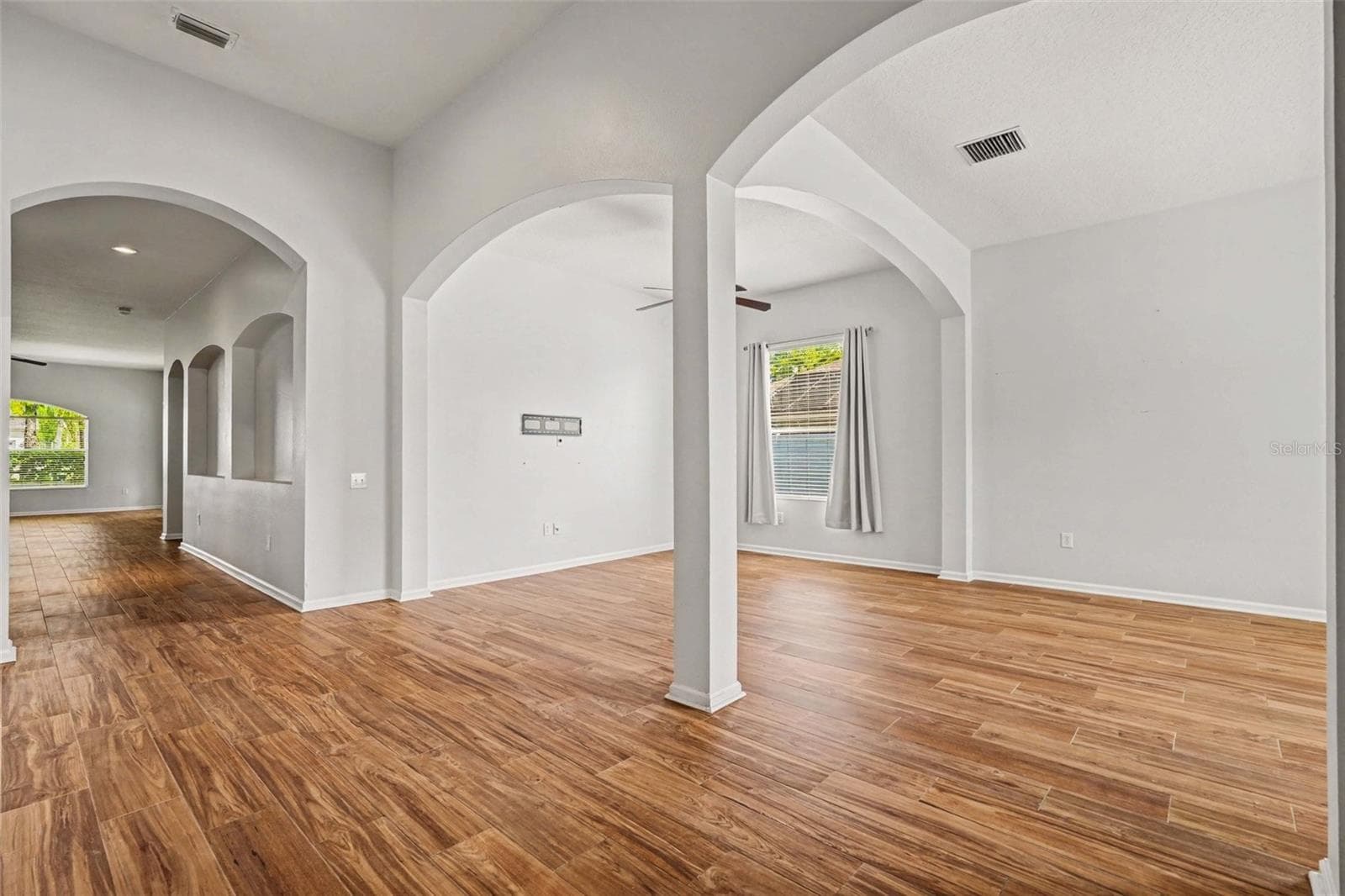 20835 Riverforest Dr photo 5
