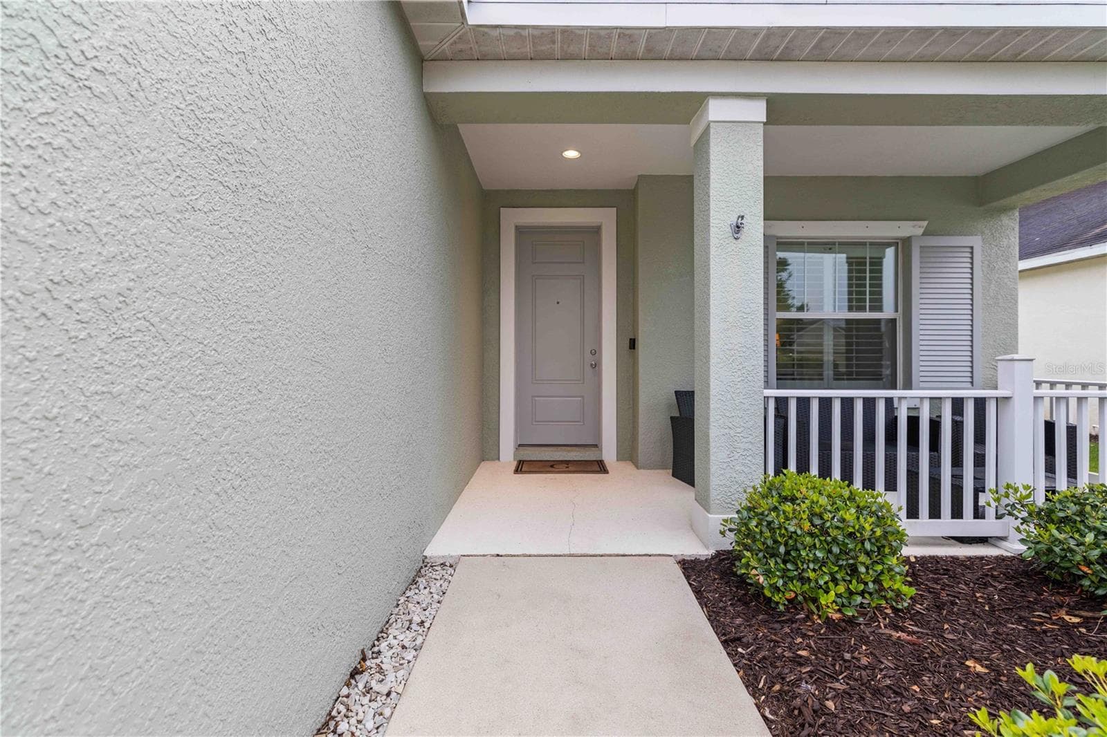 12146 Longview Lake Cir photo 3