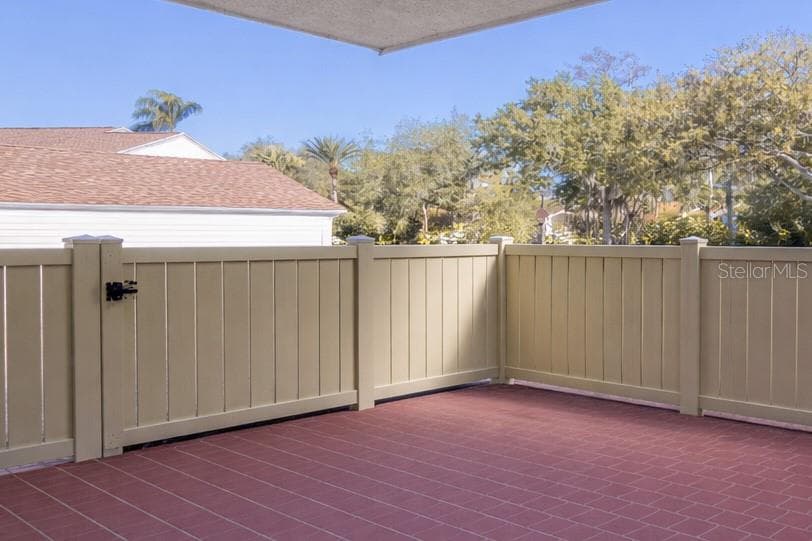 600 S Woodlands Dr photo 4