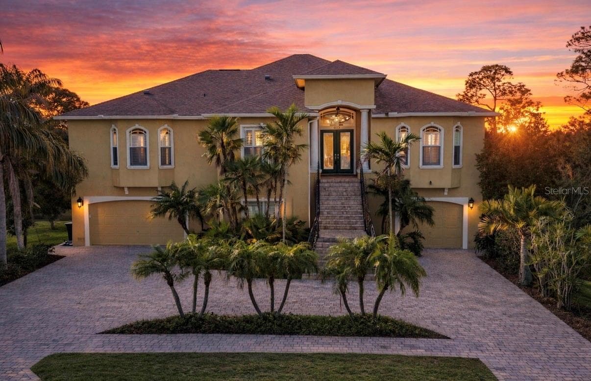 2101 N Pointe Alexis Dr