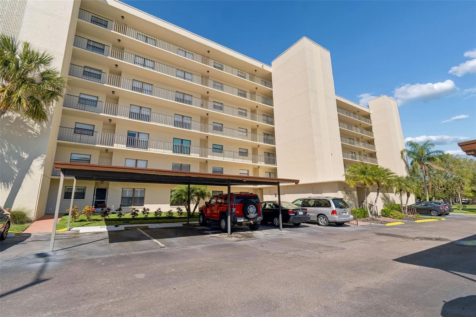900 Cove Cay Dr #5F photo 3