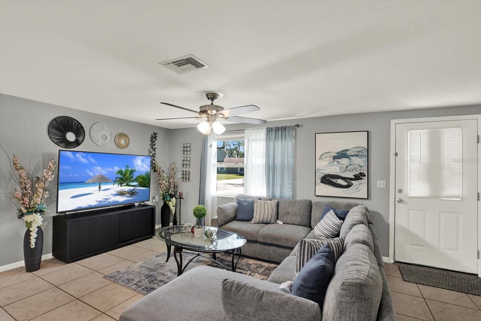 5609 Quist Dr