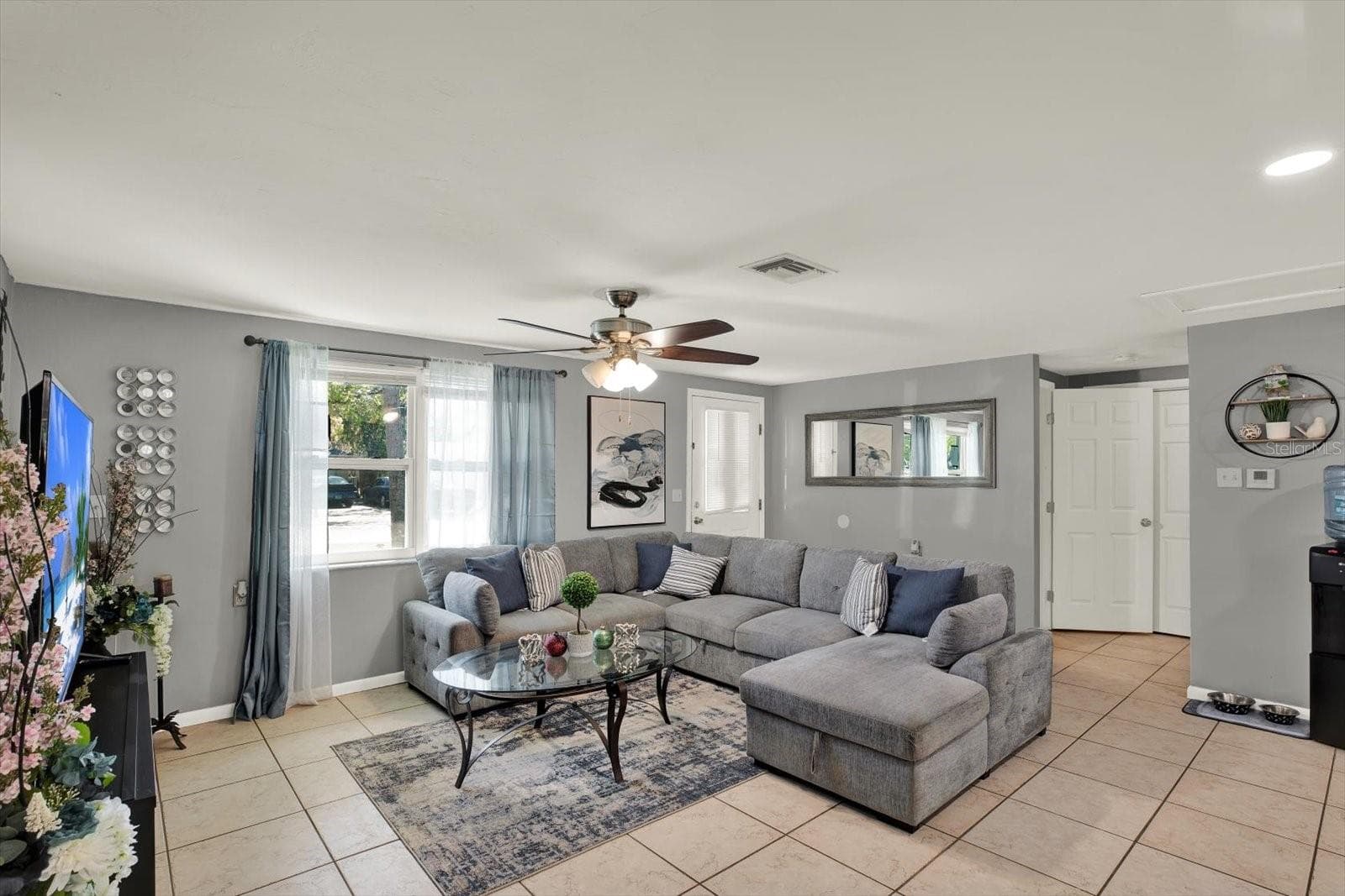 5609 Quist Dr photo 3