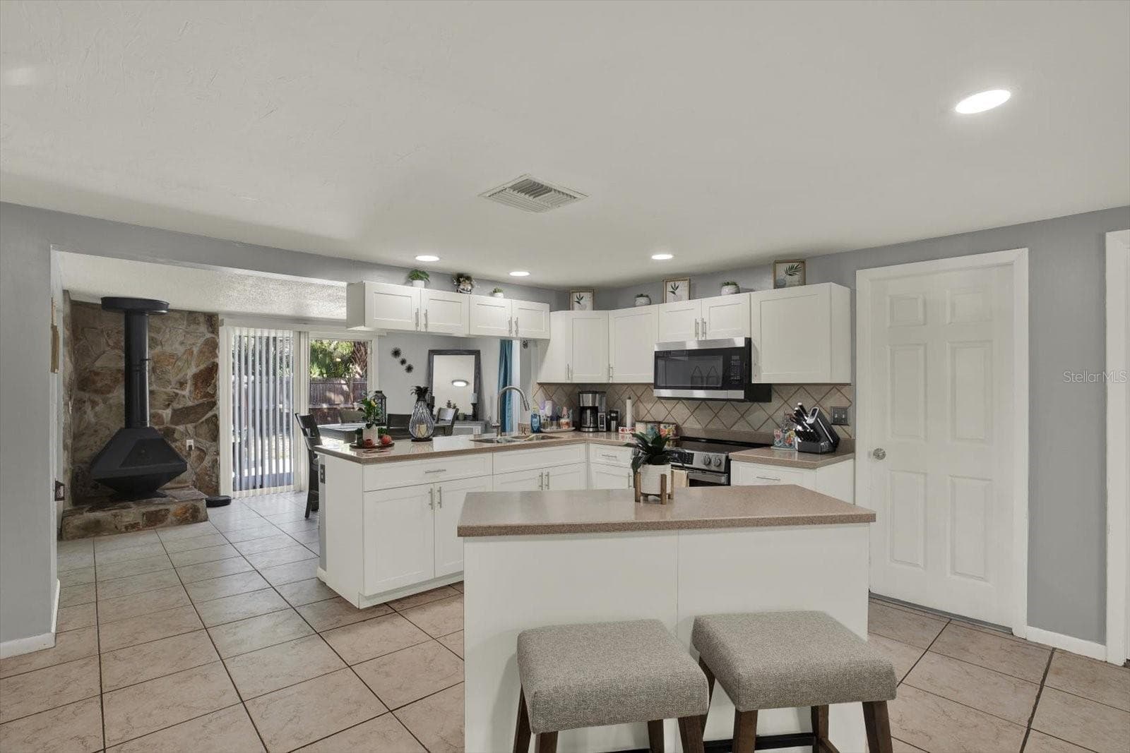 5609 Quist Dr photo 5