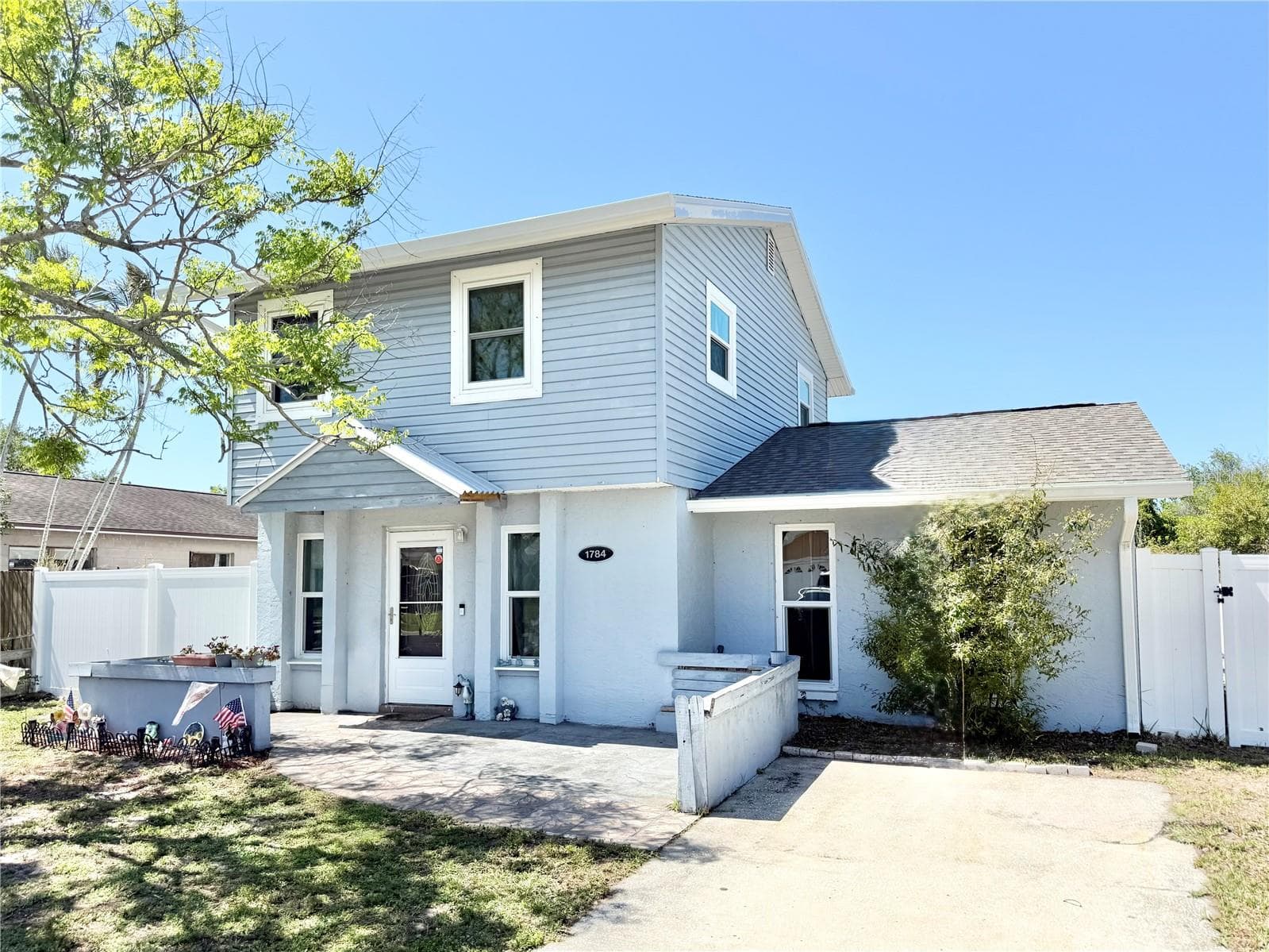 1784 Taylor Lake Pl