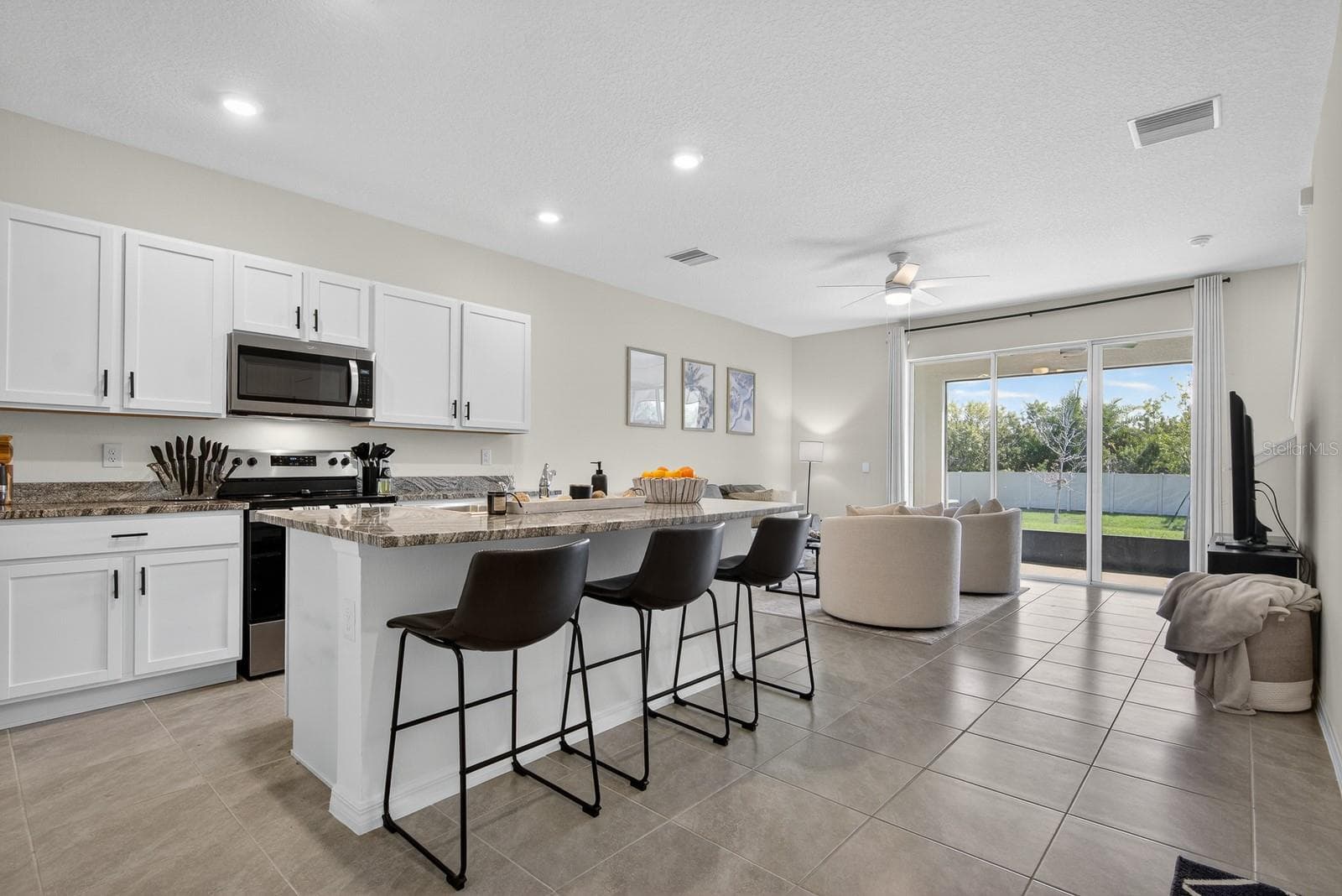 350 Mangrove Shade Cir photo 4
