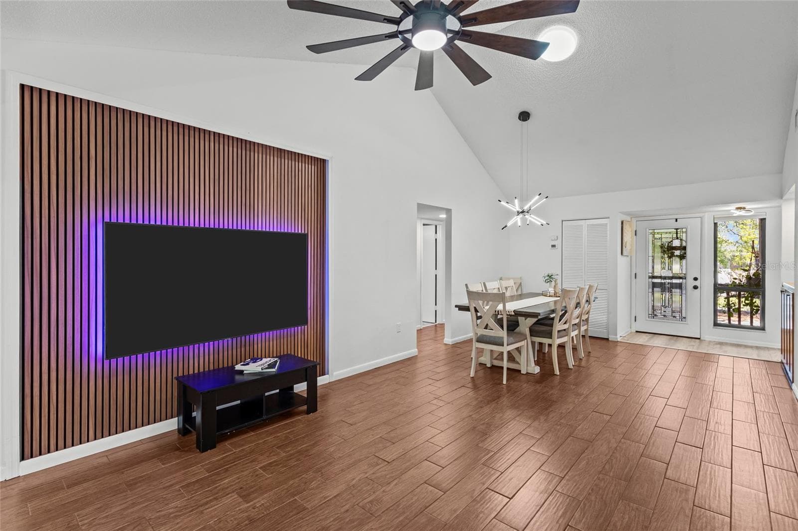 1636 Brookhouse Dr #230 photo 5