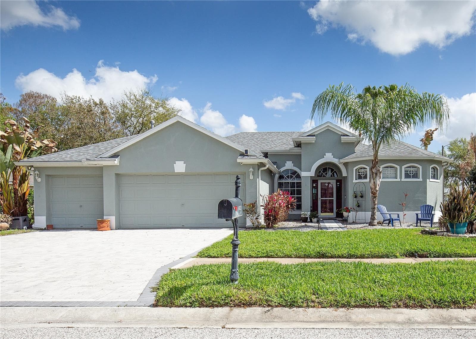 1422 Tawnyberry CT