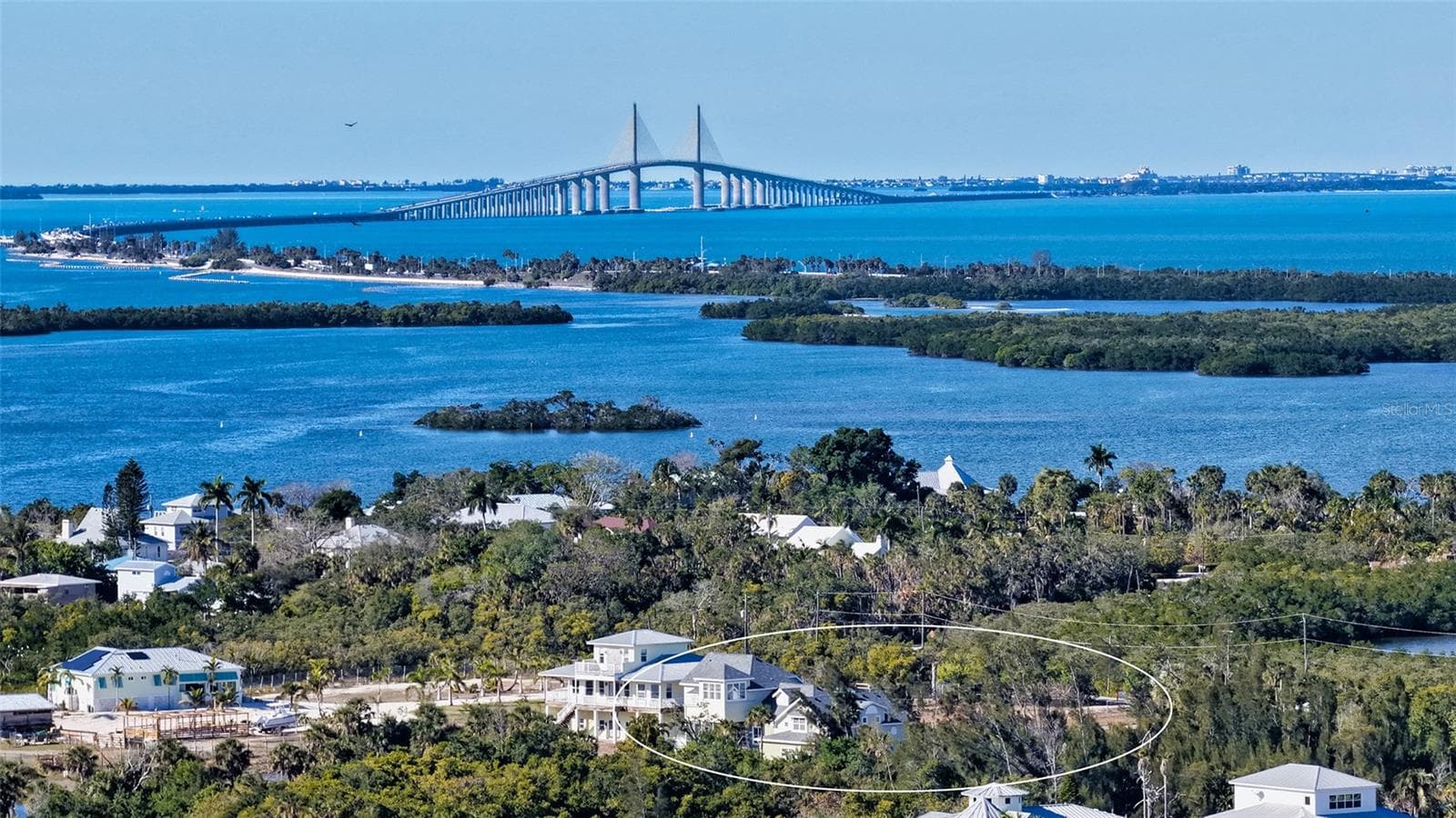 925 Bayshore Dr photo 4