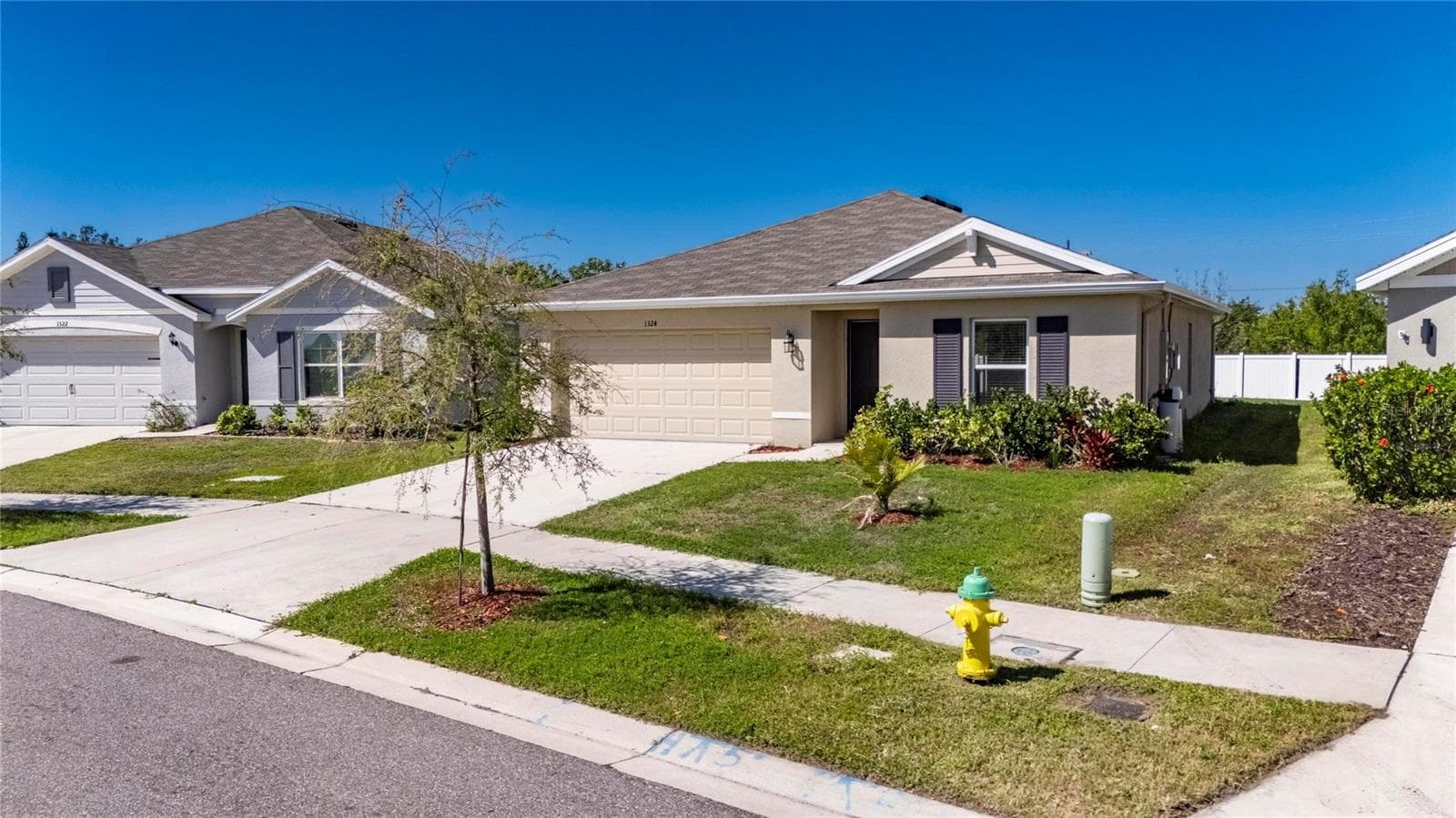 1324 Ocean Spray Dr photo 3