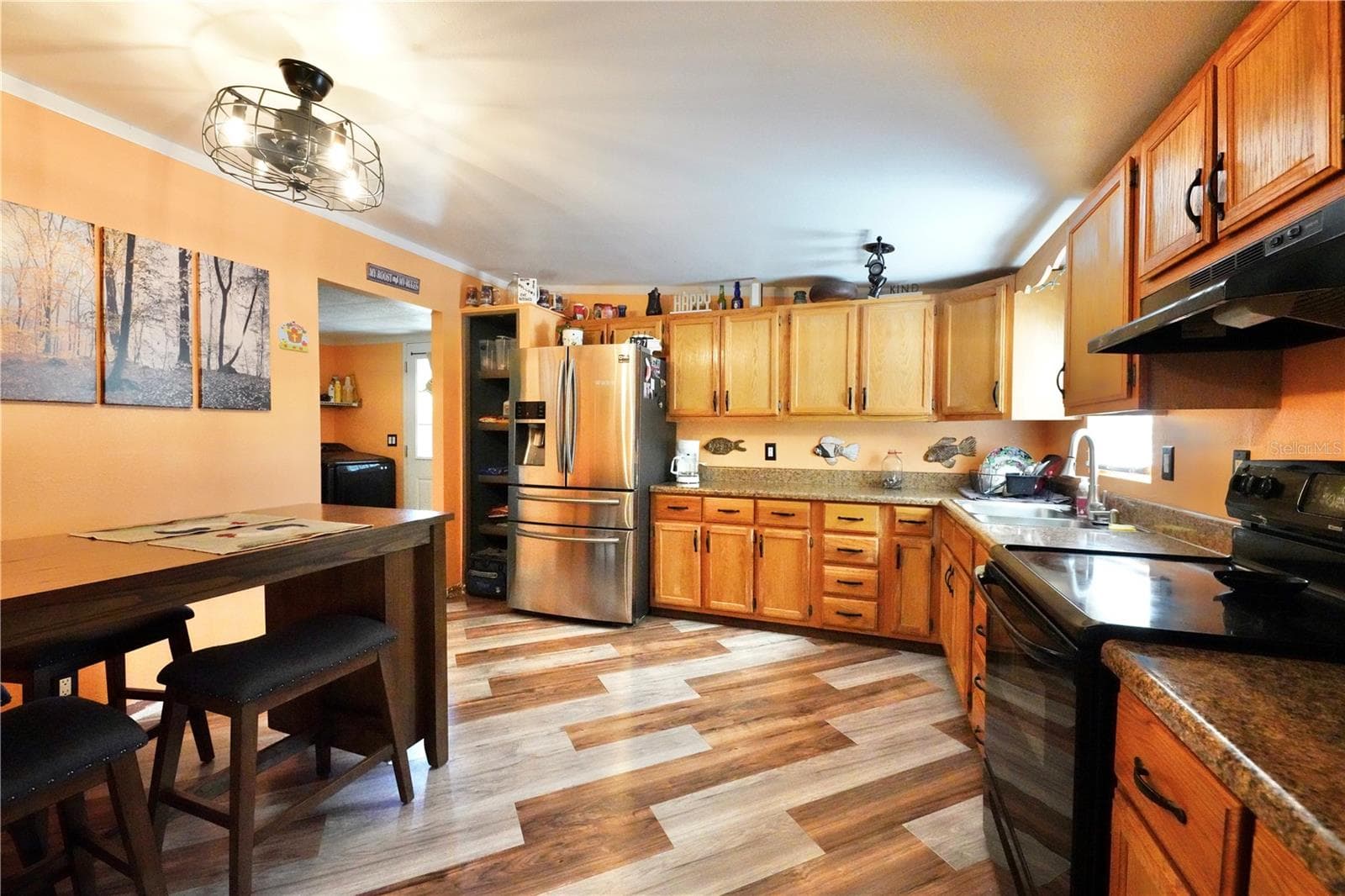 7494 Gordon Loop photo 4