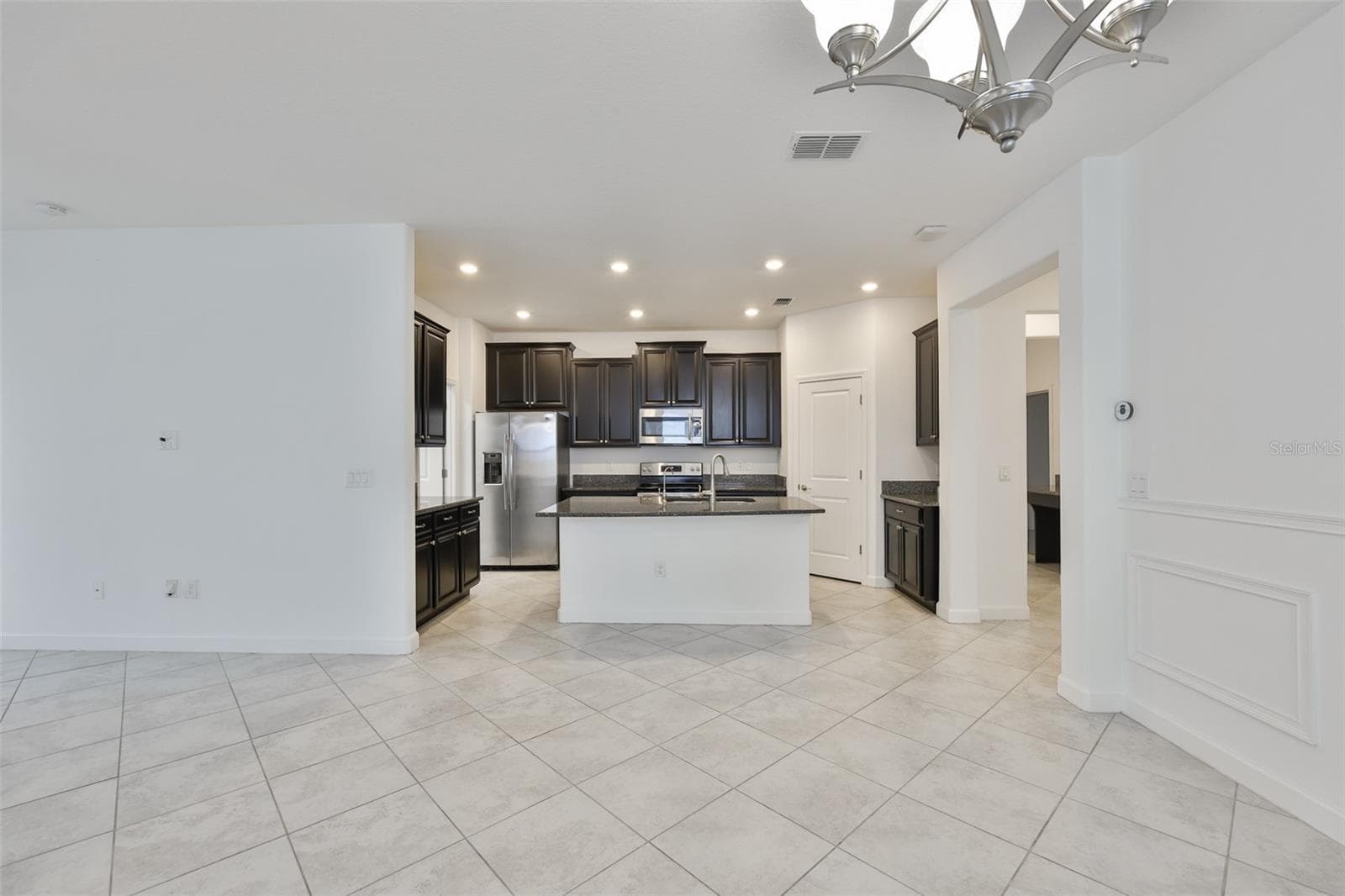 10616 Great Cormorant Dr photo 5