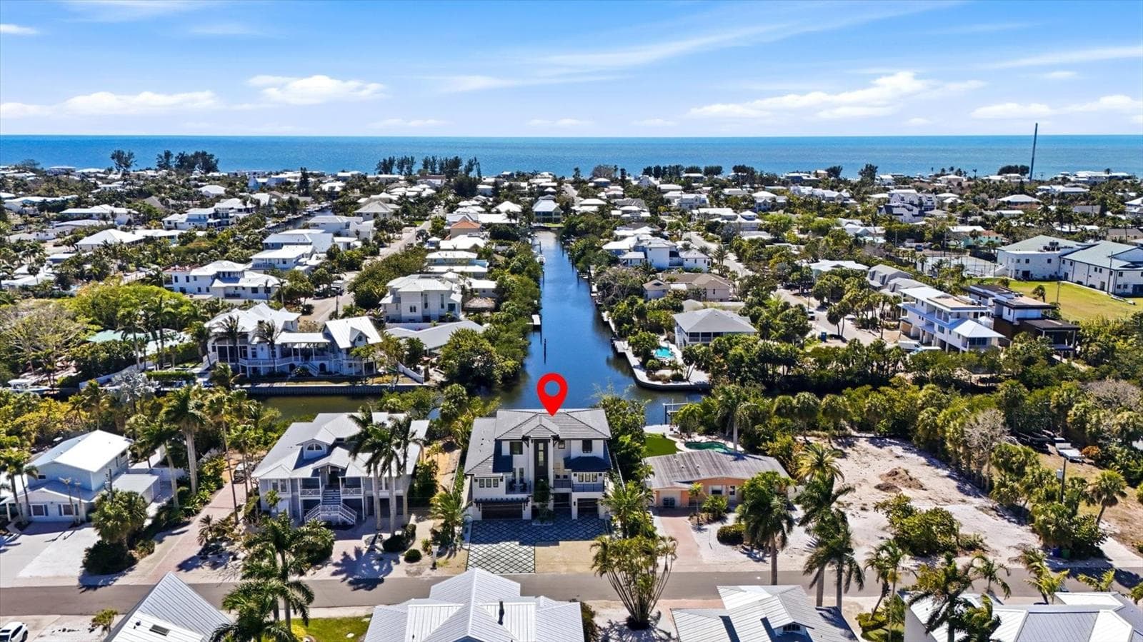 319 Tarpon St photo 4