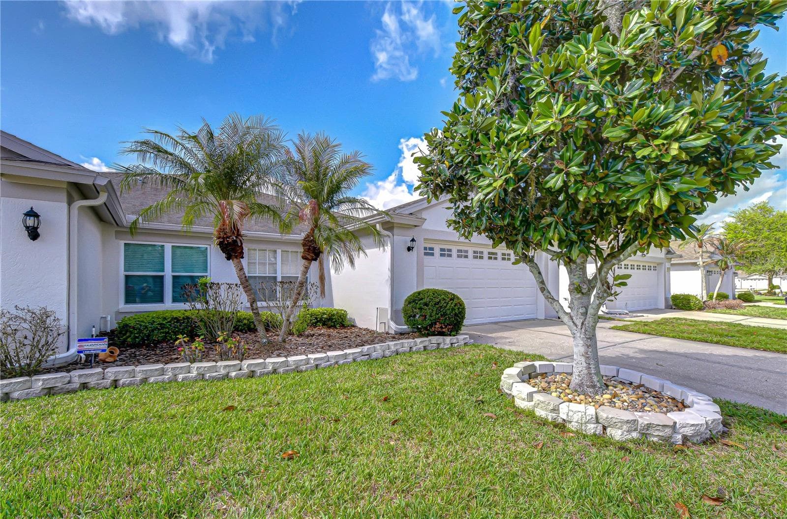 1832 Sassafras Dr photo 4