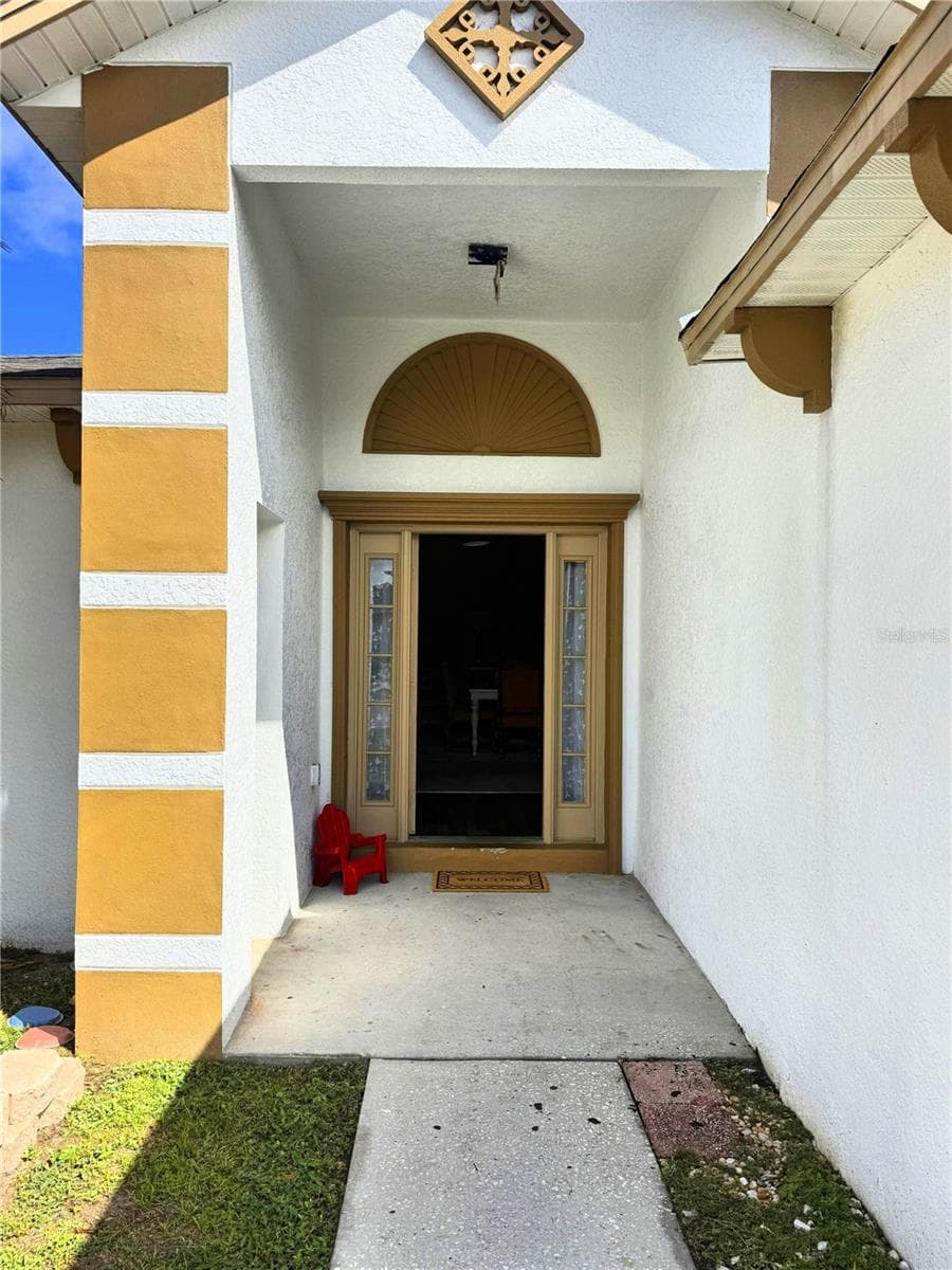 3661 Queens Cove Blvd photo 4