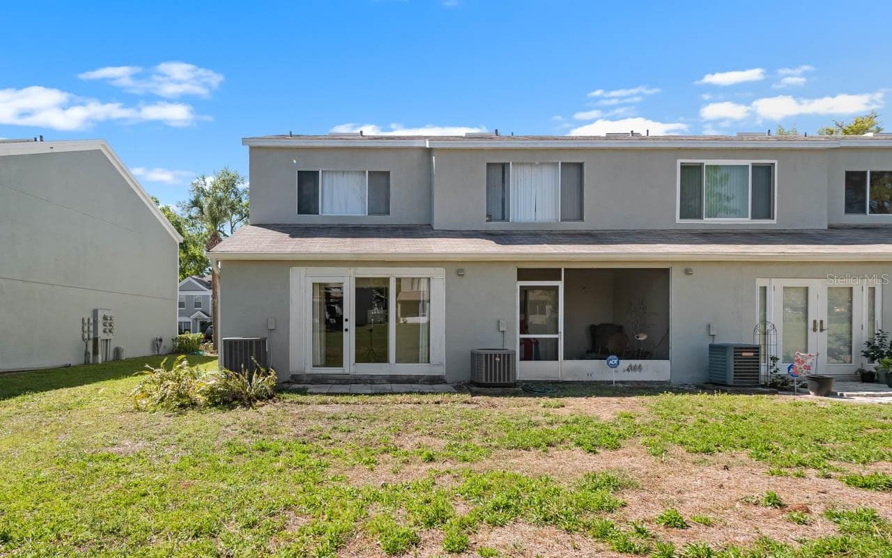 2411 Lake Woodberry Cir photo 4