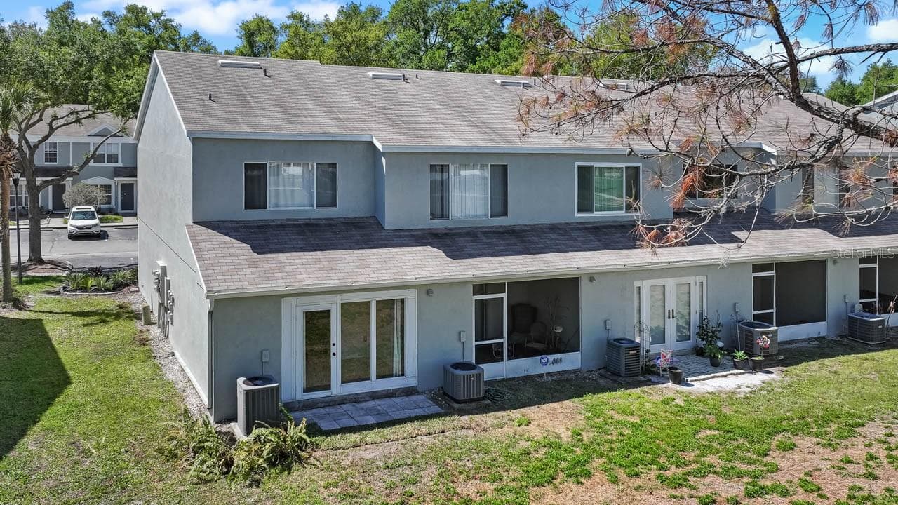 2411 Lake Woodberry Cir photo 5