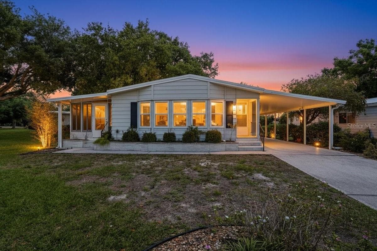 8514 Monarch Pl photo 3