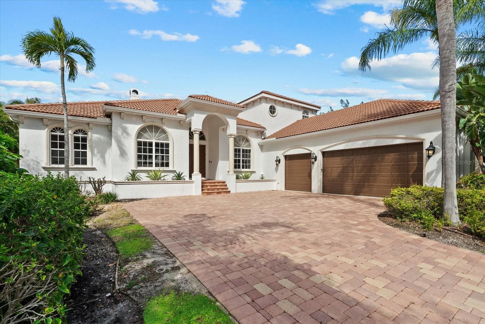 3508 LA Paloma Ave