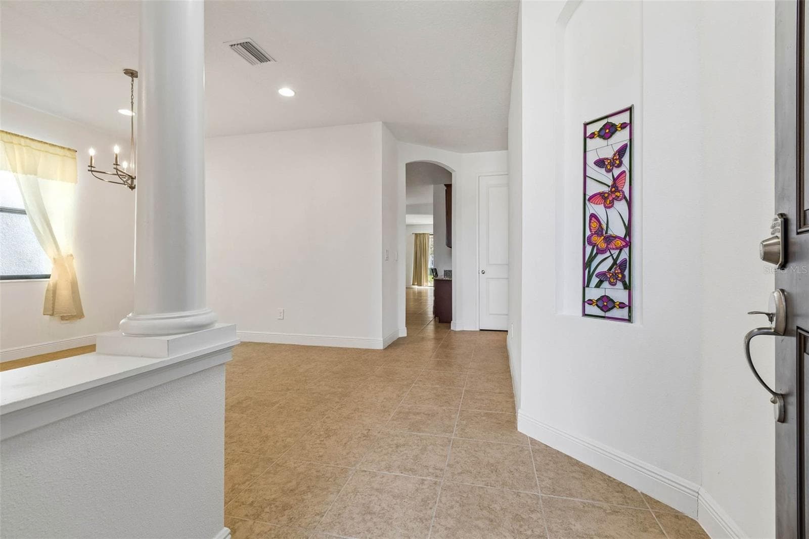 1214 Florablu Dr photo 3