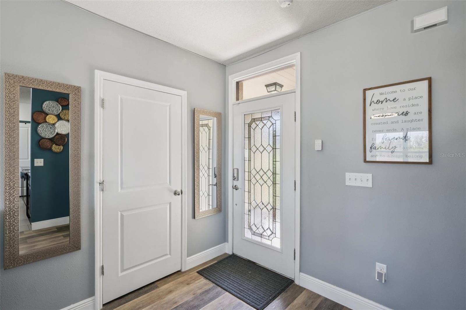 11168 Leland Groves Dr photo 4