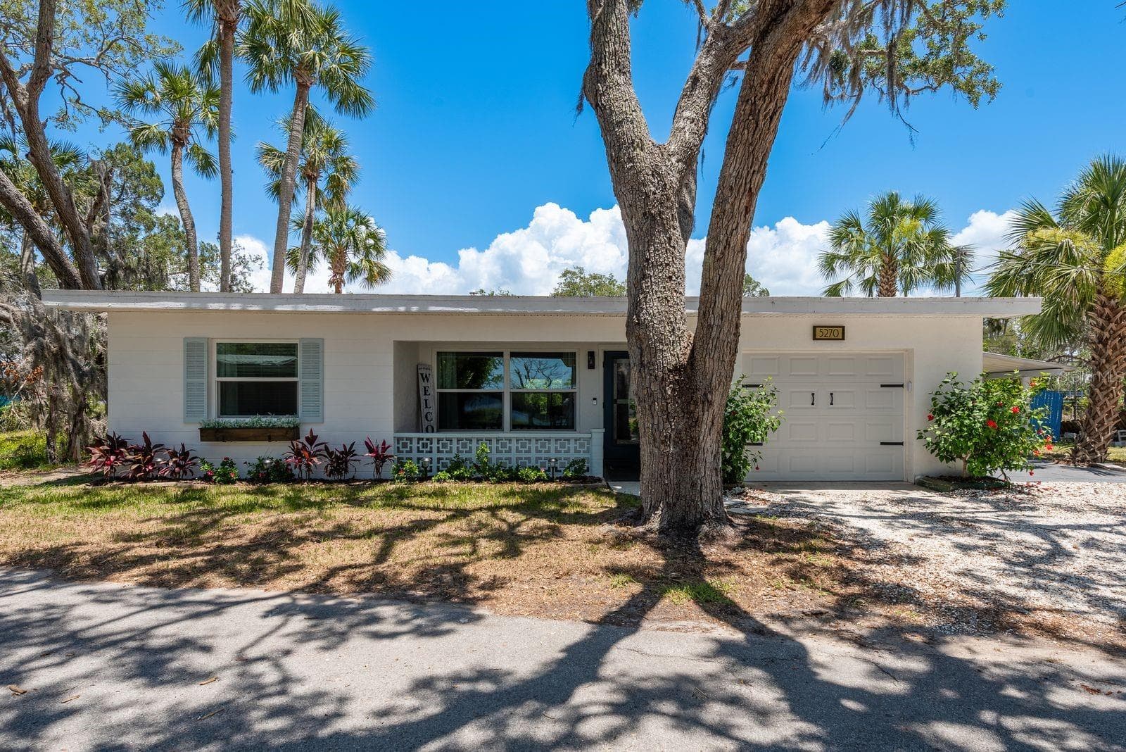 5270 Miller Bayou Dr photo 3