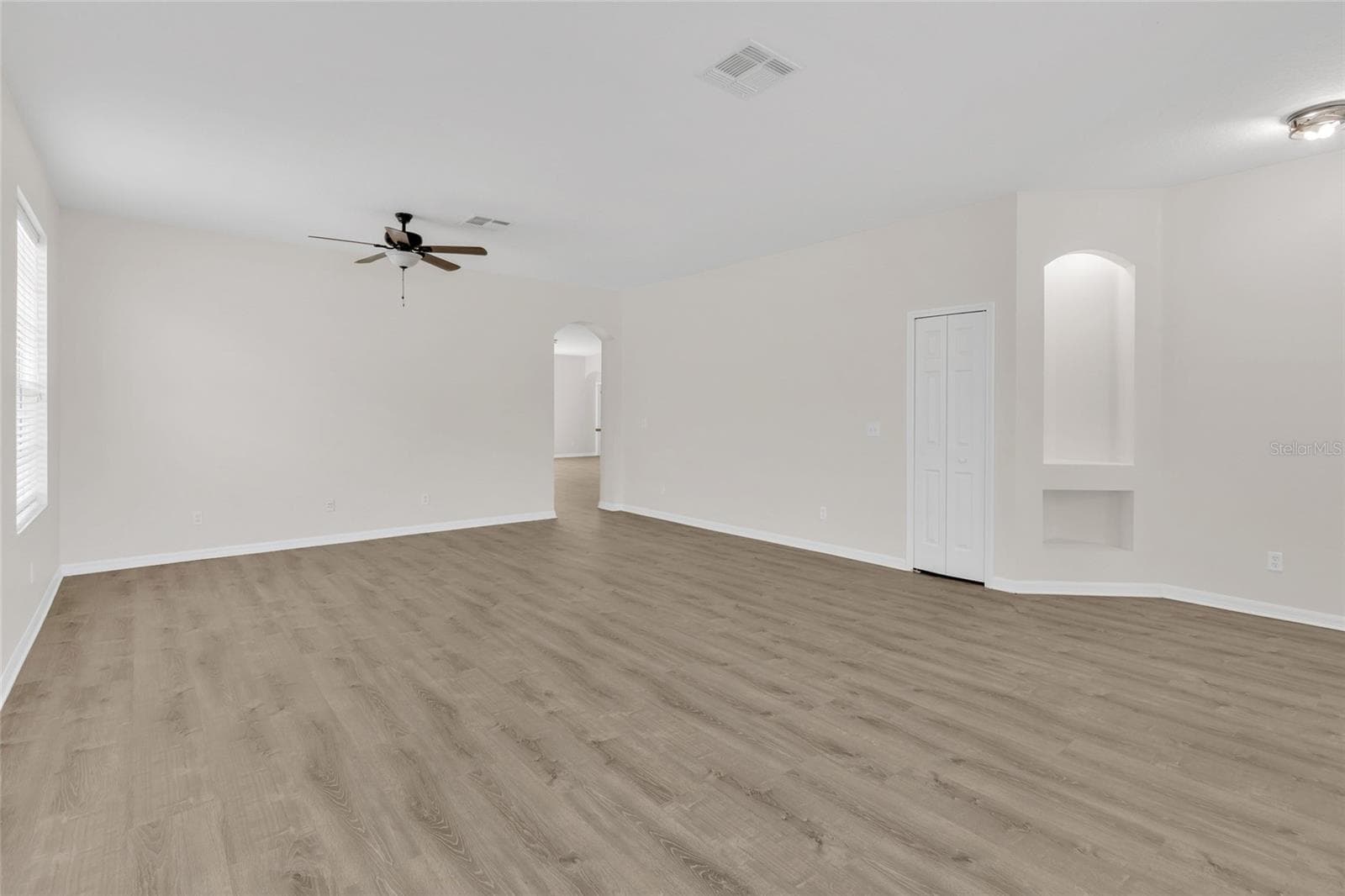13444 Haverhill Dr photo 3