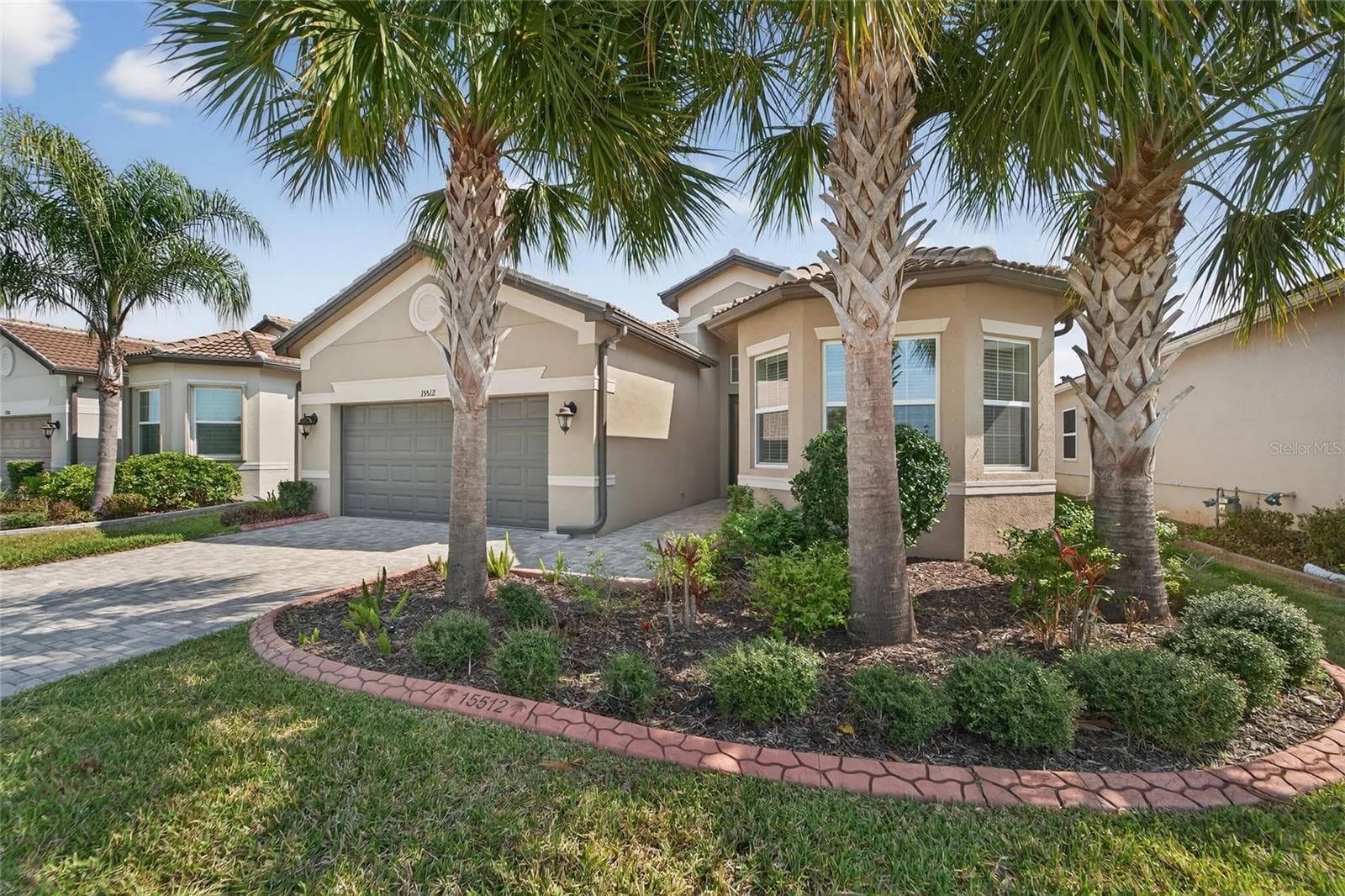 15512 Corona Del Mar Dr