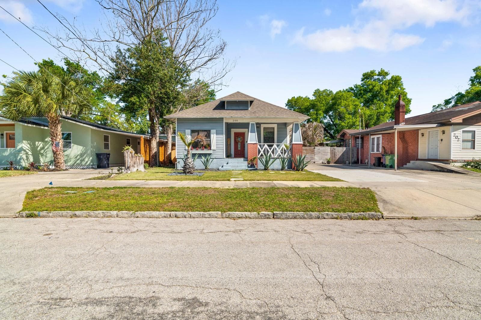 200 E Fern St photo 3
