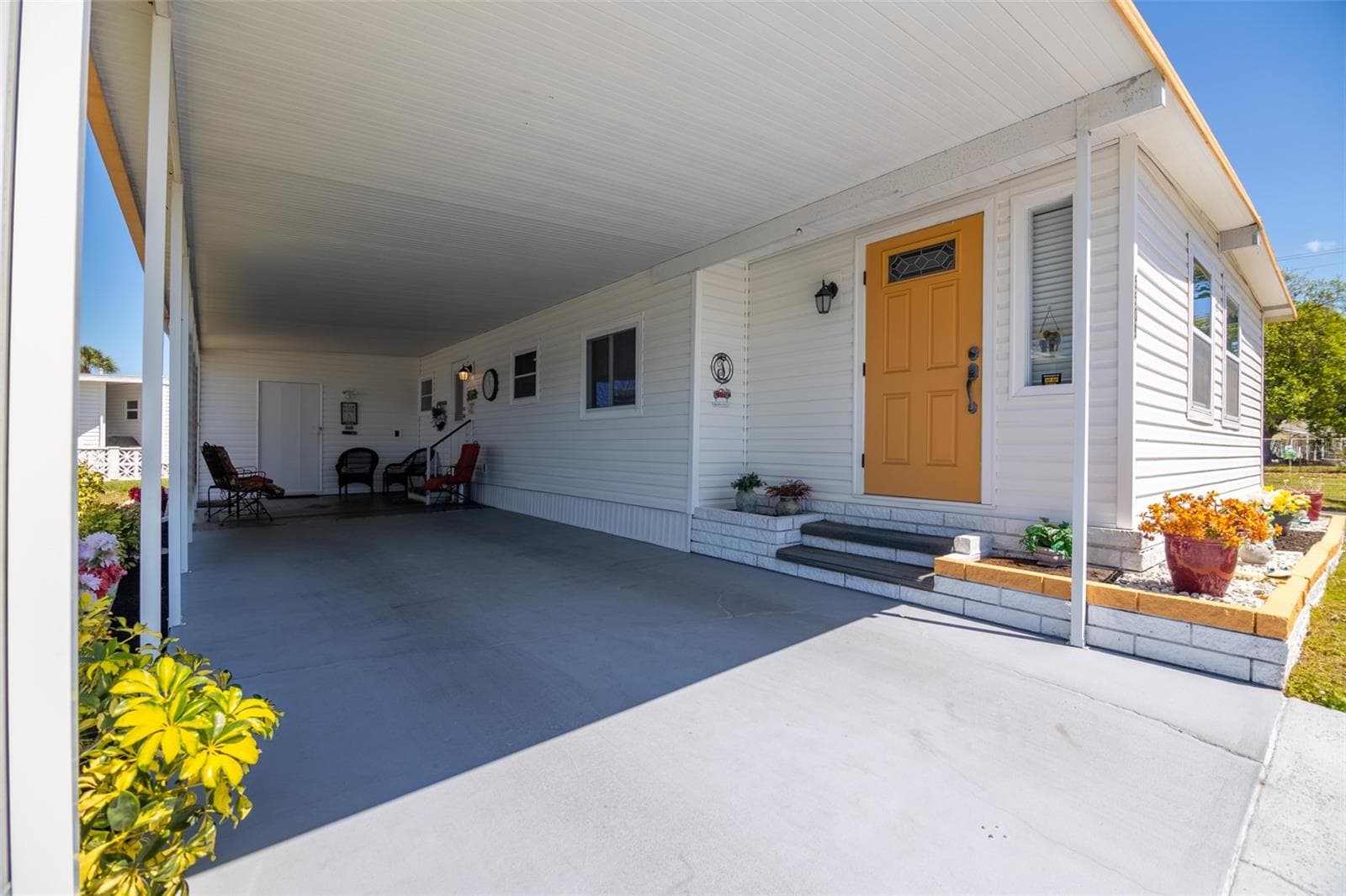 5509 Bermuda CT