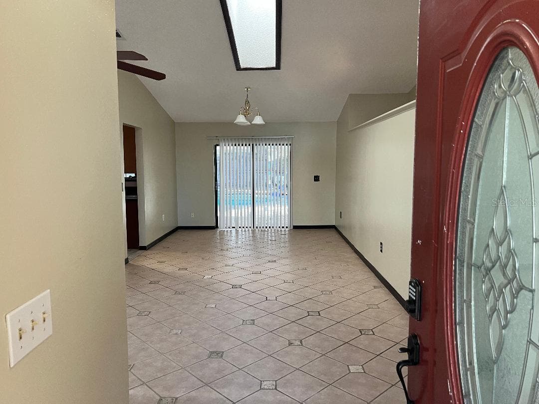 200 Arbor Dr W photo 4