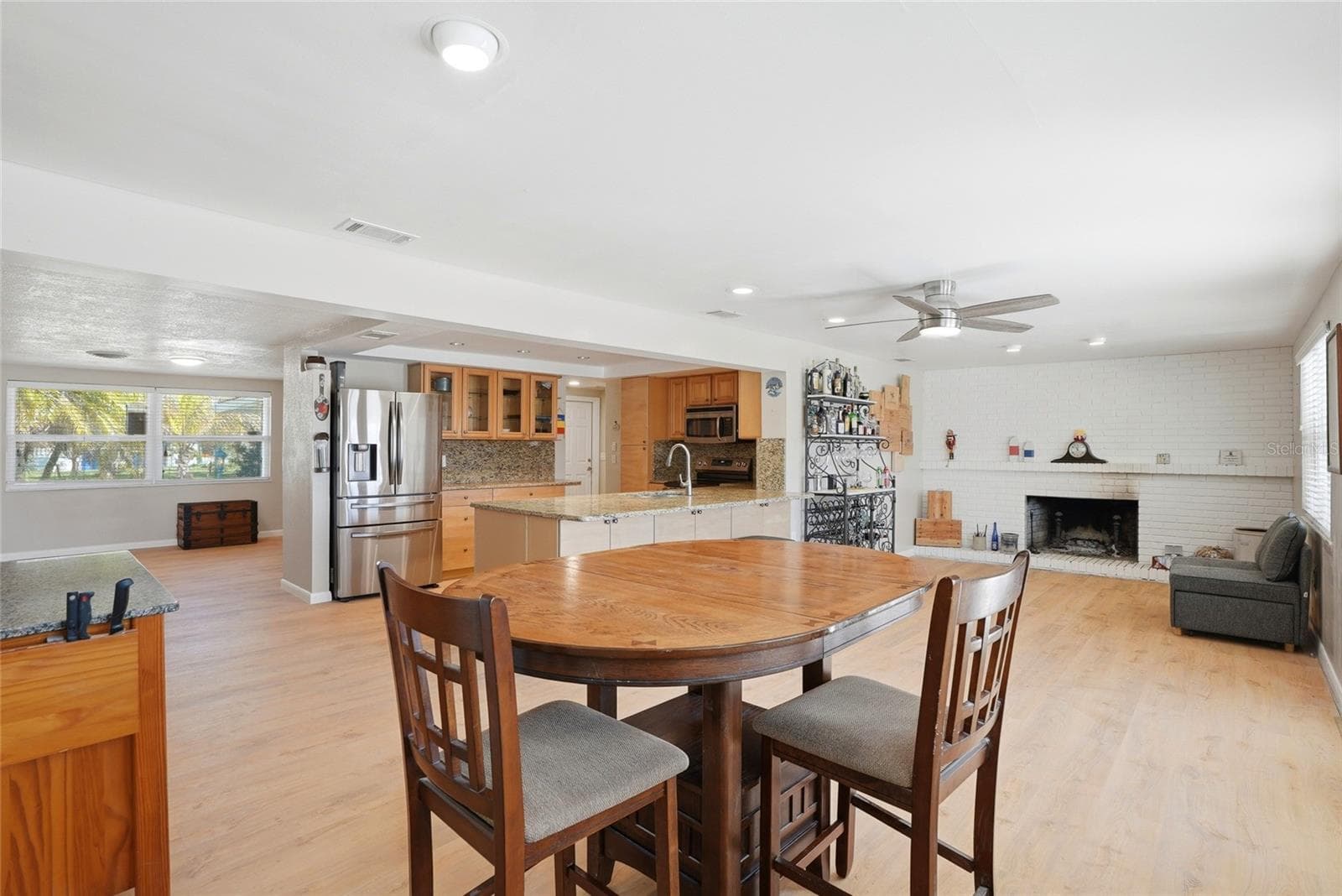 5015 Pelican Dr photo 4