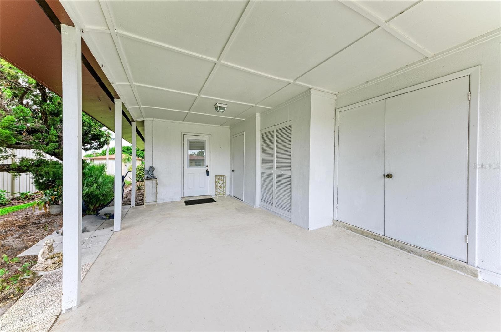 3303 Chicago Ave photo 5