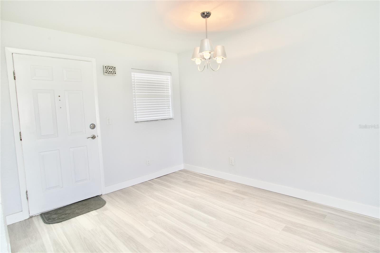 5135 Gemstone Dr #202 photo 3