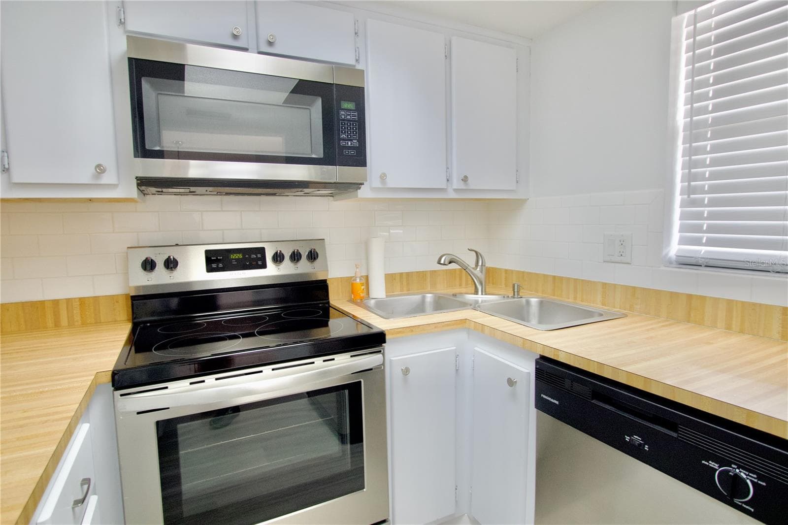 5135 Gemstone Dr #202 photo 5
