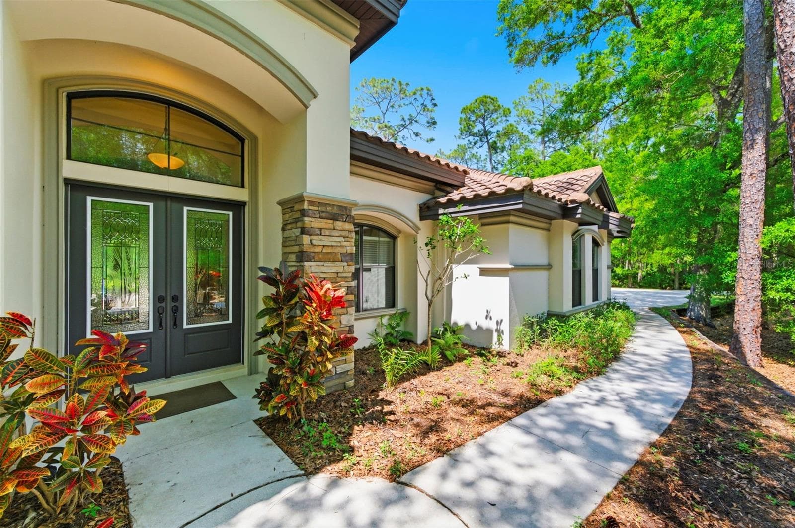 4120 Ridgemoor Dr