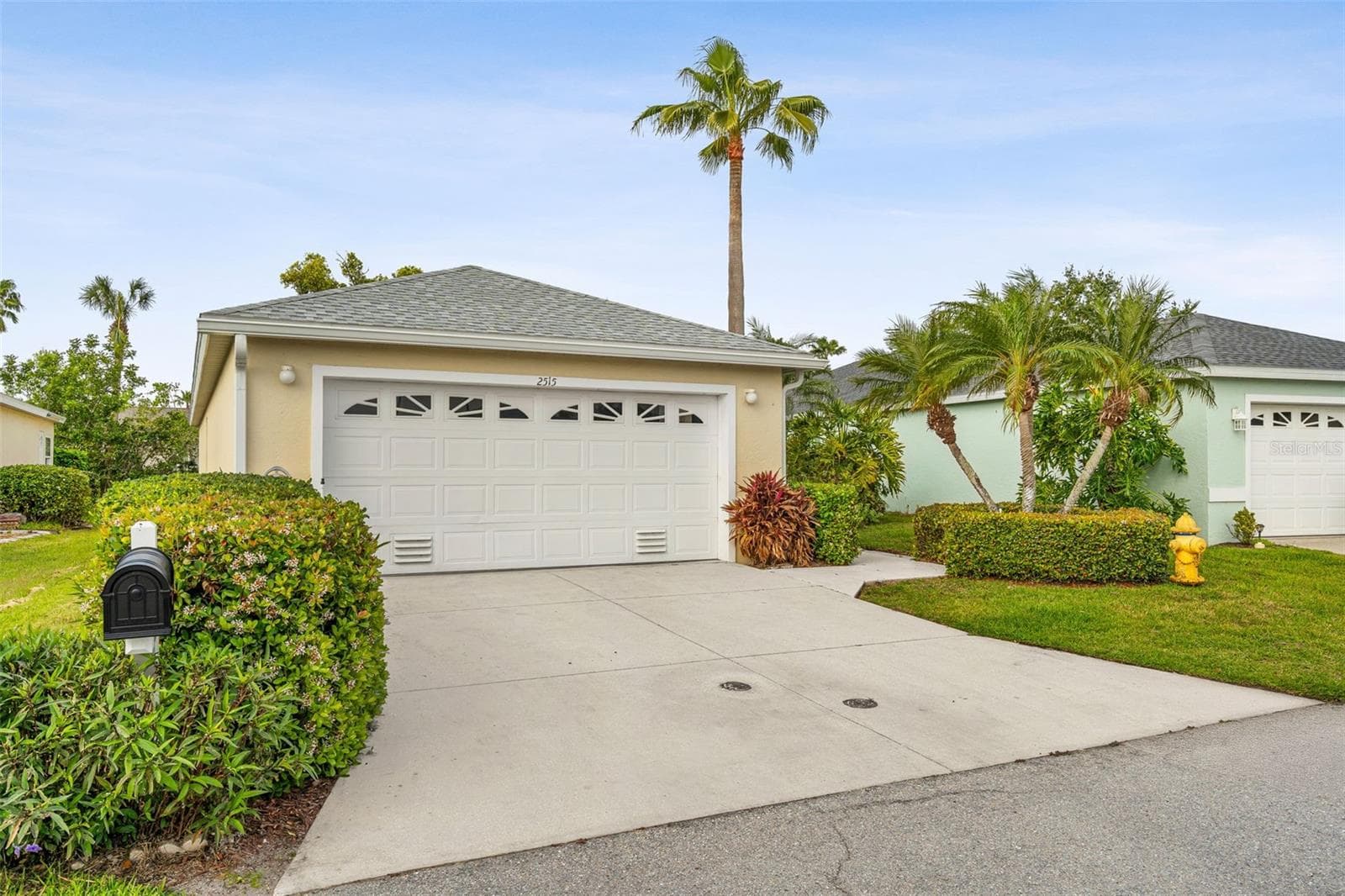 2515 Lantana Ln