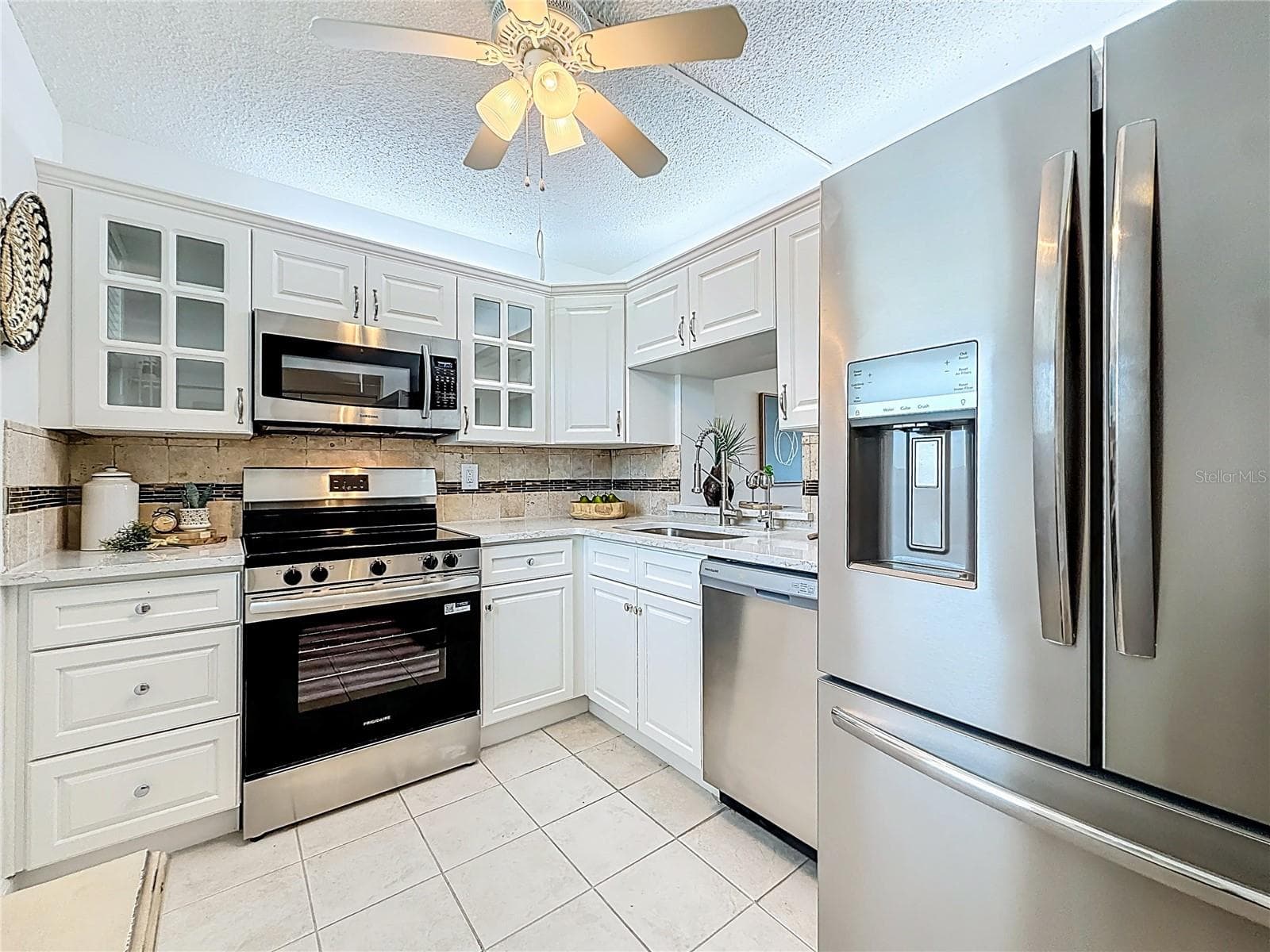 7425 Bay Island Dr S #105 photo 5
