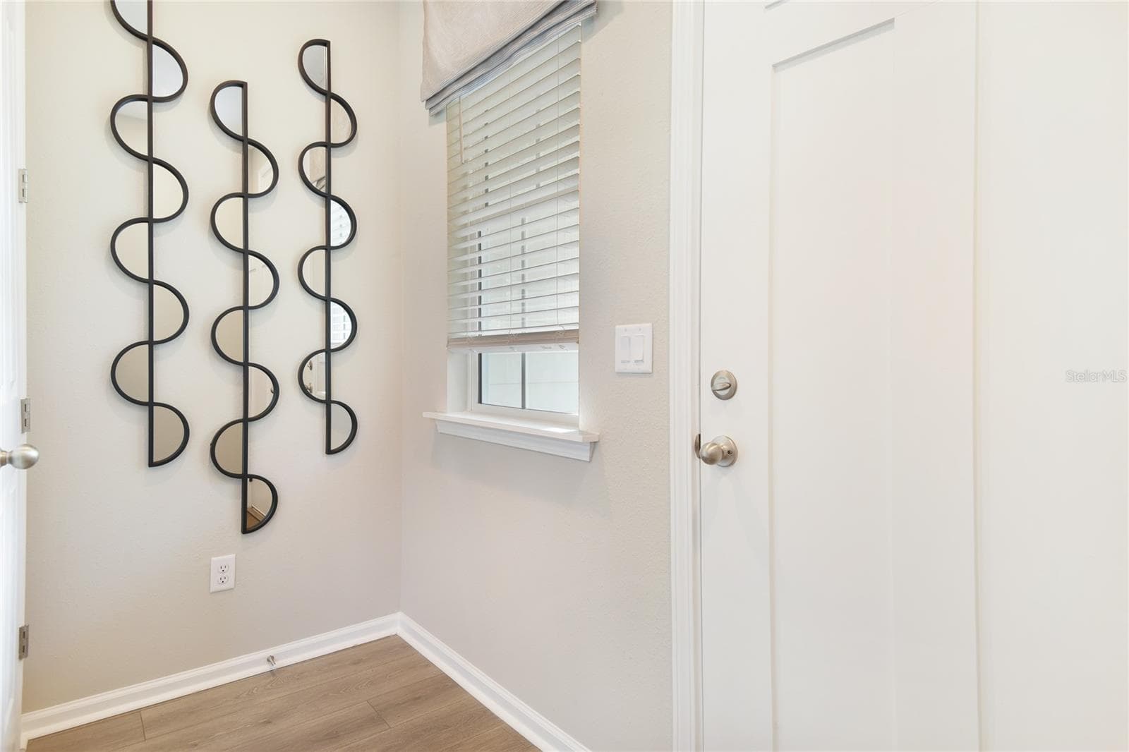 2623 29th Ln E photo 4